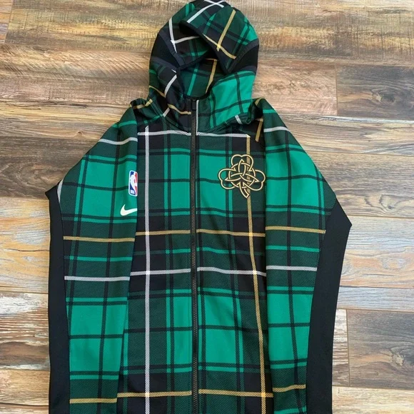 Nike dry fit special edition Boston Celtics  New never worn - Picture 2 of 10